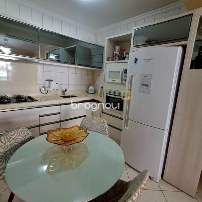 Cobertura com 172m², 3 quartos (sendo 1 suíte), 2 garagens, no bairro Ingleses em Florianópolis