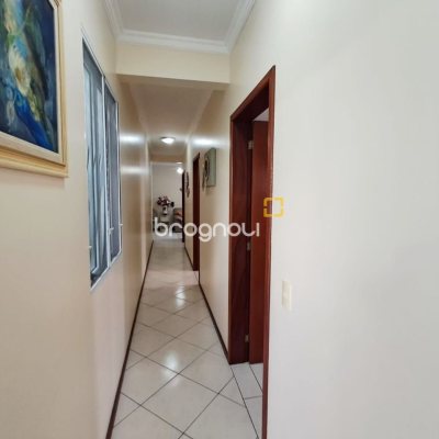 Cobertura com 172m², 3 quartos (sendo 1 suíte), 2 garagens, no bairro Ingleses em Florianópolis