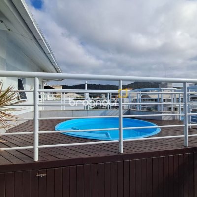 Cobertura com 172m², 3 quartos (sendo 1 suíte), 2 garagens, no bairro Ingleses em Florianópolis
