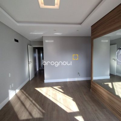 Apartamento com 125m², 3 quartos (sendo 3 suítes), 2 garagens, no bairro Kobrasol em São José