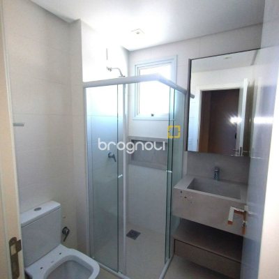 Apartamento com 125m², 3 quartos (sendo 3 suítes), 2 garagens, no bairro Kobrasol em São José
