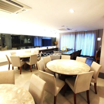 Apartamento com 125m², 3 quartos (sendo 3 suítes), 2 garagens, no bairro Kobrasol em São José