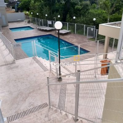 Apartamento com 66m², 1 quarto (sendo 1 suíte), 1 garagem, no bairro Centro em São José