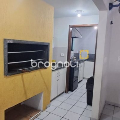 Cobertura com 198m², 4 quartos (sendo 2 suítes), 2 garagens, no bairro Ingleses em Florianópolis