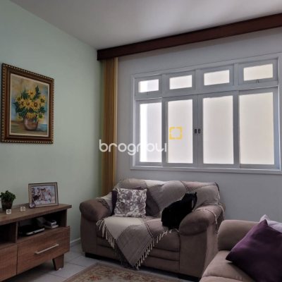 Apartamento com 76m², 2 quartos, no bairro Centro em Florianópolis