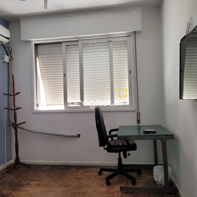 Apartamento com 76m², 2 quartos, no bairro Centro em Florianópolis