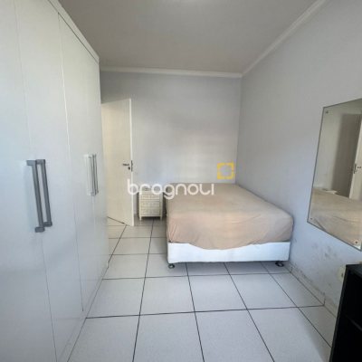 Prédio com 307m², 6 garagens, no bairro Trindade em Florianópolis