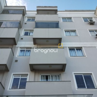 Apartamento com 58m², 2 quartos, 1 garagem, no bairro Aririu em Palhoça