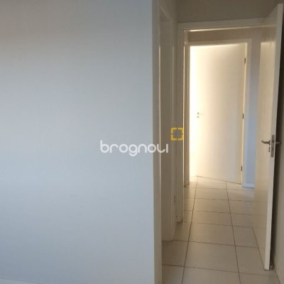 Apartamento com 58m², 2 quartos, 1 garagem, no bairro Aririu em Palhoça