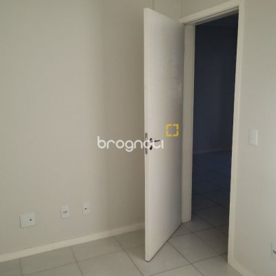 Apartamento com 58m², 2 quartos, 1 garagem, no bairro Aririu em Palhoça