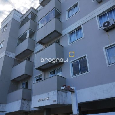 Apartamento com 58m², 2 quartos, 1 garagem, no bairro Aririu em Palhoça