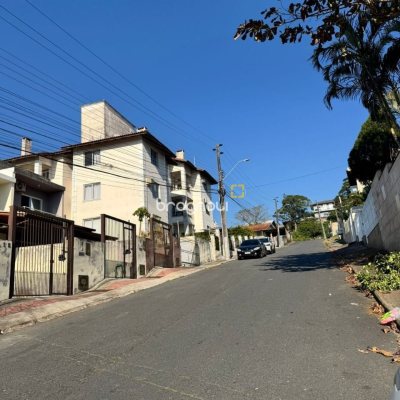 Terreno com 360m², no bairro Real Parque em São José
