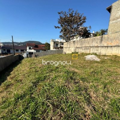 Terreno com 360m², no bairro Real Parque em São José