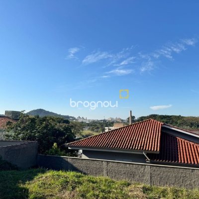 Terreno com 360m², no bairro Real Parque em São José