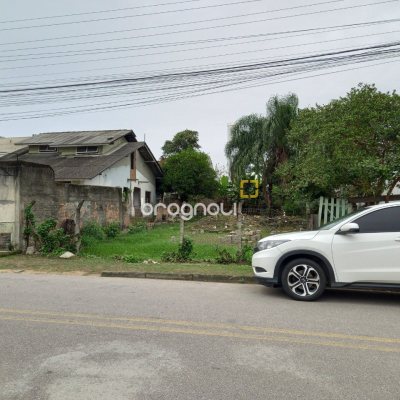 Terreno com 429m², no bairro Abraão em Florianópolis