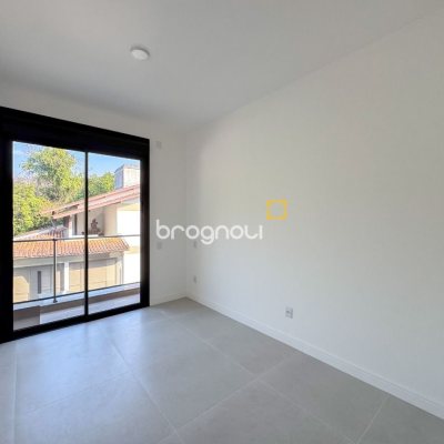 Apartamento com 101m², 2 quartos (sendo 2 suítes), 2 garagens, no bairro Santo Antônio de Lisboa em Florianópolis