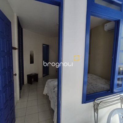 Pousada / Hotel com 642m², 13 quartos (sendo 13 suítes), 11 garagens, no bairro Ingleses em Florianópolis