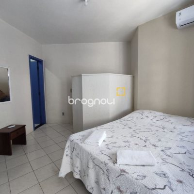 Pousada / Hotel com 642m², 13 quartos (sendo 13 suítes), 11 garagens, no bairro Ingleses em Florianópolis