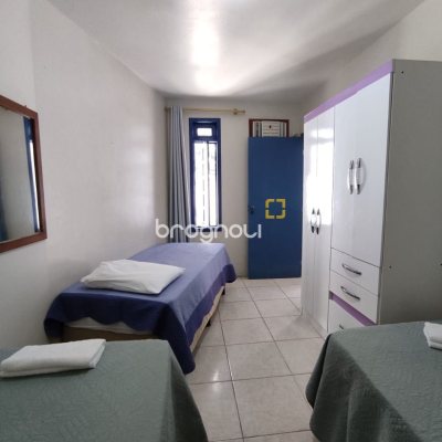 Pousada / Hotel com 642m², 13 quartos (sendo 13 suítes), 11 garagens, no bairro Ingleses em Florianópolis