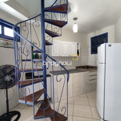 Pousada / Hotel com 642m², 13 quartos (sendo 13 suítes), 11 garagens, no bairro Ingleses em Florianópolis