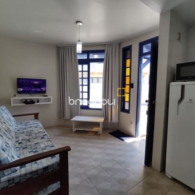Pousada / Hotel com 642m², 13 quartos (sendo 13 suítes), 11 garagens, no bairro Ingleses em Florianópolis
