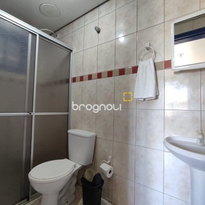 Pousada / Hotel com 642m², 13 quartos (sendo 13 suítes), 11 garagens, no bairro Ingleses em Florianópolis