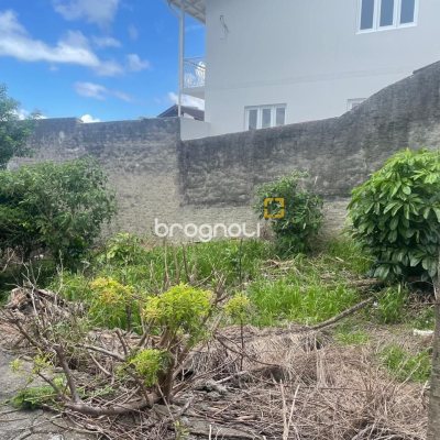 Terreno com 412m², no bairro Capoeiras em Florianópolis
