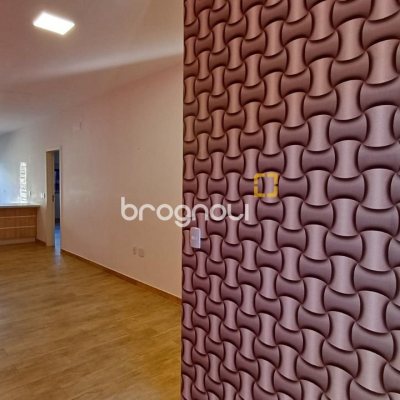 Casa de Condomínio com 134m², 3 quartos (sendo 1 suíte), 2 garagens, no bairro Cachoeira do Bom Jesus em Florianópolis
