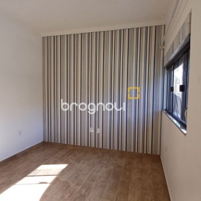 Casa de Condomínio com 134m², 3 quartos (sendo 1 suíte), 2 garagens, no bairro Cachoeira do Bom Jesus em Florianópolis