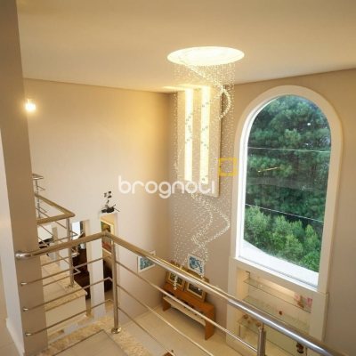Casa de Condomínio com 1100m², 5 quartos (sendo 5 suítes), 3 garagens, no bairro Roçado em São José