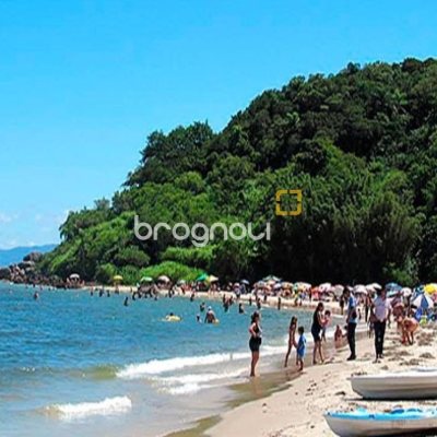 Prédio com 550m², 5 garagens, no bairro Ponta das Canas em Florianópolis