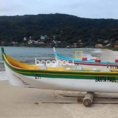 Prédio com 550m², 5 garagens, no bairro Ponta das Canas em Florianópolis