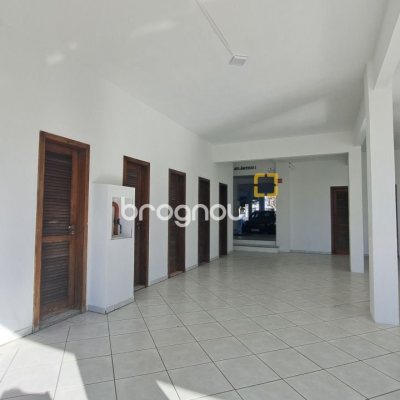 Cobertura com 194m², 3 quartos (sendo 1 suíte), 2 garagens, no bairro Ingleses em Florianópolis