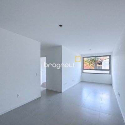 Apartamento com 66m², 2 quartos (sendo 1 suíte), 1 garagem, no bairro Cacupé em Florianópolis
