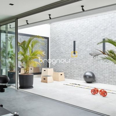 Apartamento com 71m², 2 quartos (sendo 1 suíte), 1 garagem, no bairro Cacupé em Florianópolis