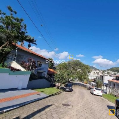 Terreno com 456m², no bairro Carvoeira em Florianópolis