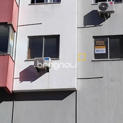 Apartamento com 63m², 2 quartos, 1 garagem, no bairro Kobrasol em São José