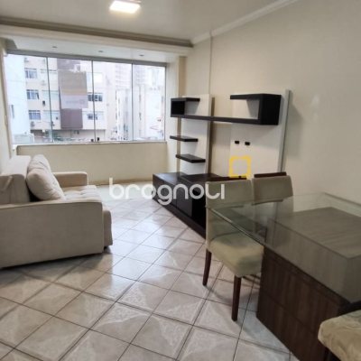 Apartamento com 63m², 2 quartos, 1 garagem, no bairro Kobrasol em São José