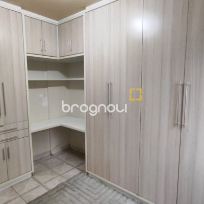 Apartamento com 63m², 2 quartos, 1 garagem, no bairro Kobrasol em São José