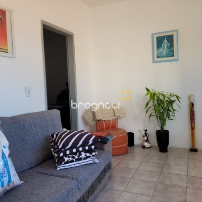 Casa com 398m², 6 quartos (sendo 3 suítes), 4 garagens, no bairro Capoeiras em Florianópolis