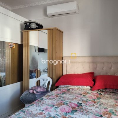 Casa com 398m², 6 quartos (sendo 3 suítes), 4 garagens, no bairro Capoeiras em Florianópolis