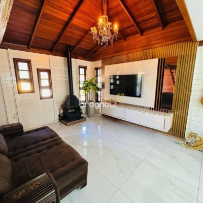 Casa com 130m², 3 quartos (sendo 1 suíte), 1 garagem, no bairro Ingleses em Florianópolis