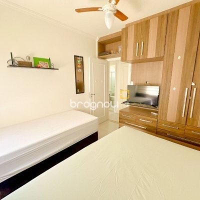 Apartamento com 76m², 2 quartos (sendo 1 suíte), 2 garagens, no bairro Praia Brava em Florianópolis
