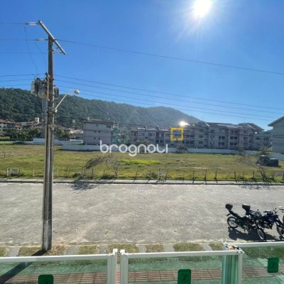 Apartamento com 76m², 2 quartos (sendo 1 suíte), 2 garagens, no bairro Praia Brava em Florianópolis