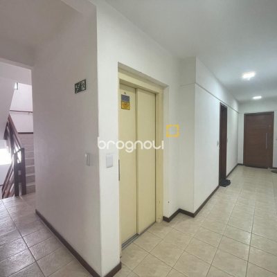 Apartamento com 70m², 2 quartos (sendo 1 suíte), 1 garagem, no bairro Ingleses em Florianópolis