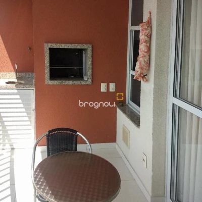 Apartamento com 88m², 3 quartos (sendo 1 suíte), 2 garagens, no bairro Jardim Cidade de Florianópolis em São José