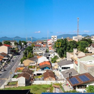 Apartamento com 88m², 3 quartos (sendo 1 suíte), 2 garagens, no bairro Jardim Cidade de Florianópolis em São José