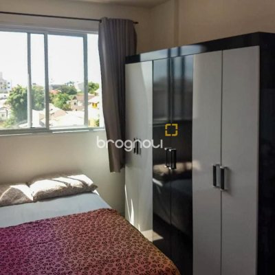 Apartamento com 88m², 3 quartos (sendo 1 suíte), 2 garagens, no bairro Jardim Cidade de Florianópolis em São José