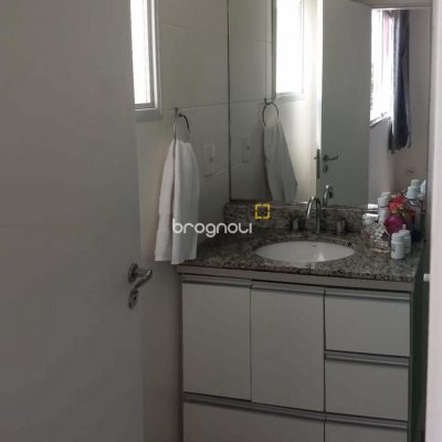 Apartamento com 88m², 3 quartos (sendo 1 suíte), 2 garagens, no bairro Jardim Cidade de Florianópolis em São José