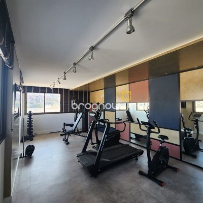 Apartamento com 60m², 1 quarto (sendo 1 suíte), 1 garagem, no bairro Carvoeira em Florianópolis